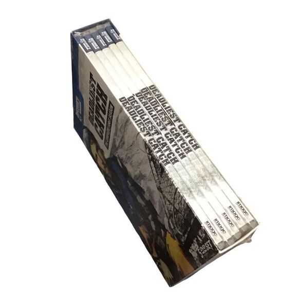 Deadliest Catch The Complete First Season DVD Set - Picture 3 of 3